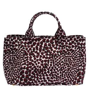 Pre Owned Prada Red Nylon Stampat Heart Print Canapa Tote