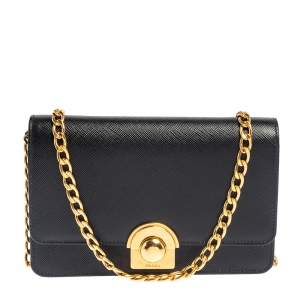 Pre Owned Prada Black Saffiano Leather Arcade Wallet on Chain