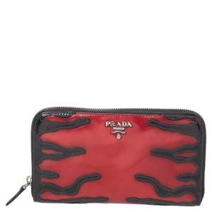 Pre Owned Prada Red/Black Patent Leather Zip Around Wallet