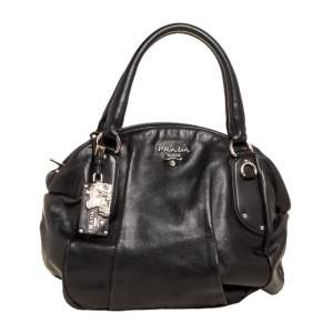 Pre Owned Prada Black Vitello Daino Leather Zip Hobo