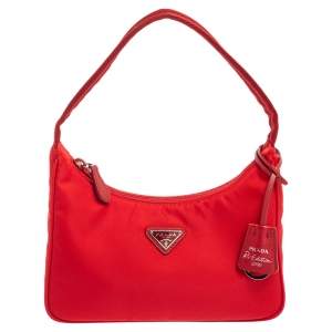 Pre Owned Prada Red Nylon Re-Edition 2000 Baguette Bag
