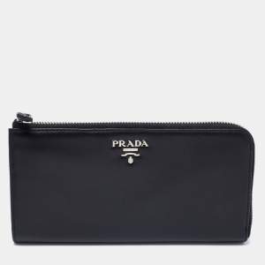 Pre Owned Prada Black Calf Leather Zip Around Wallet