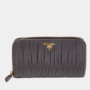 Pre Owned Prada Dark Grey Gaufre Leather Zip Around Wallet