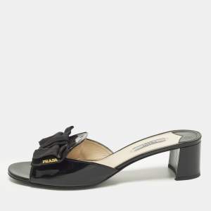 مملوكة مسبقًا Prada Bow Size 41.5 Black Patent Leather Slide Sandals
