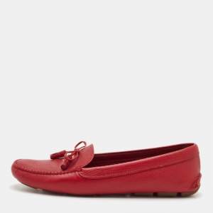 مملوكة مسبقًا Prada Bow Size 40 Red Leather Slip On Loafers