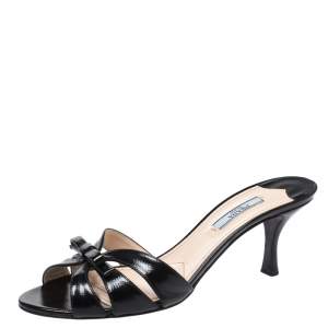 Pre Owned Prada Black Saffiano Patent Leather Bow Slides Size 38.5