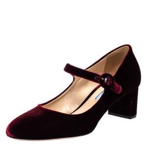 مملوكة مسبقًا Prada Burgundy Velvet Mary Jane Pumps Size 38