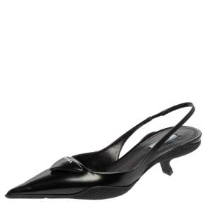 مملوكة مسبقًا Prada Black Leather Triangle Logo Kitten Heel Slingback Sandals Size 40