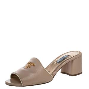 Pre Owned Prada Beige Patent Saffiano Leather Block Heel Slide Sandals Size 38