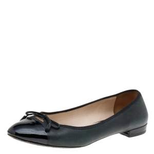 Pre Owned Prada Black Leather and Patent Cap-Toe Bow Ballet Flats Size 37.5
