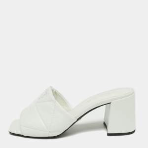 Pre Owned Prada White Quilted Leather Slide Sandals Size 36.5
