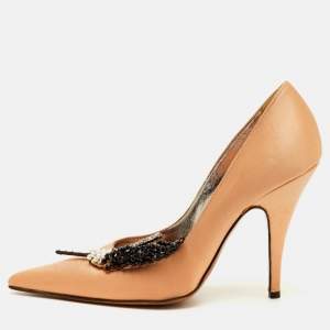 مملوكة مسبقًا René Caovilla Size 36.5 Beige Satin Embellished Pointed Toe Pumps