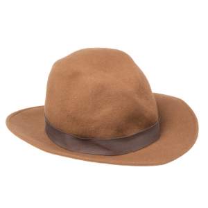 قبعة روبرتو كافالي فيلت بريم صوف جملي مزينة بشعار معدني