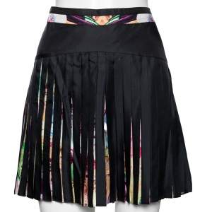 Pre Owned Roberto Cavalli Black & Floral Printed Silk Pleated Short Skirt M 