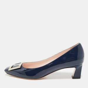 مملوكة مسبقًا Roger Vivier Trompette Size 40.5 Navy Blue Patent Leather Pumps
