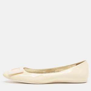 Roger Vivier Cream Patent Leather Ballet Flats Size 40