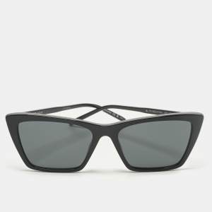 Pre Owned نظارة شمسية سان لوران عين قطة أس 737 سوداء