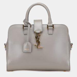 مملوكة مسبقًا حقيبة سان لوران باريس كاباس مزينة بالجلد للرضع مع شعار الماركة