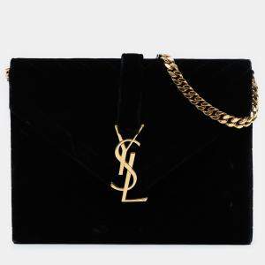 مملوكة مسبقًا Saint Laurent Paris Black Medium Chevron Velvet Monogram Envelope Bag