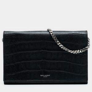 مملوكة مسبقًا Saint Laurent Paris Black Croc Embossed Leather Wallet On Chain