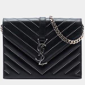 مملوكة مسبقًا Saint Laurent Paris Black Studded Chevron Calfskin Monogram Envelope Chain Flap