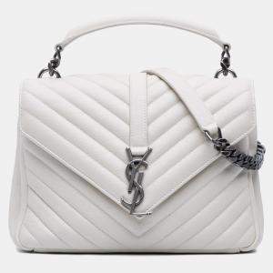 مملوكة مسبقًا Saint Laurent Paris White Medium Chevron Sheepskin Monogram College Satchel