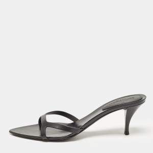 Pre Owned Saint Laurent Black Leather Carla Sandals Size 38