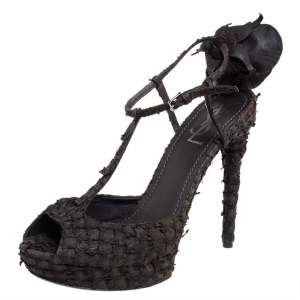 مملوكة مسبقًا Saint Laurent Green Textured Suede Rose and Thorn Sandals Size 37.5