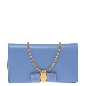 Pre Owned Salvatore Ferragamo Light Blue Leather Miss Vara Wallet On Chain