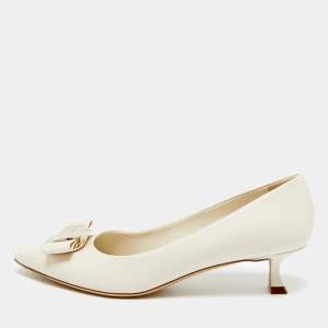 Pre Owned Salvatore Ferragamo Cream Leather Vara Plate Pumps Size 39.5