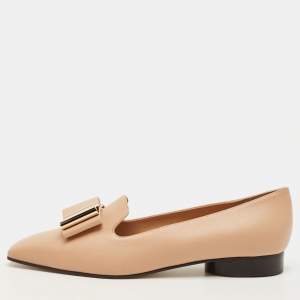 Pre Owned حذاء سالفاتوري فيراغامو ليدا جلد بيج بفببوناك مقاس 40