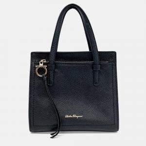 Pre Owned Salvatore Ferragamo Black Leather Amy Small Bag