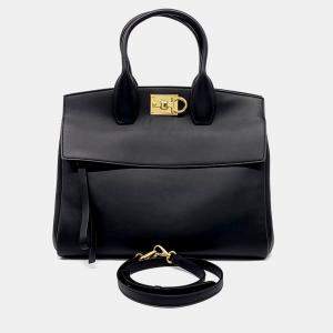 Pre Owned Salvatore Ferragamo Black Leather Studio Bag
