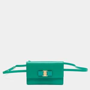Pre Owned Salvatore Ferragamo Vara Bow Green Leather Convertible Belt Bag