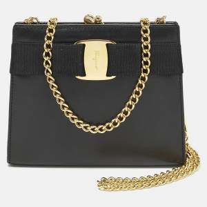 Pre Owned حقيبة كلاتش سالفاتوري فيراغامو فارا فينتاج قفل قبلة جلد أسود