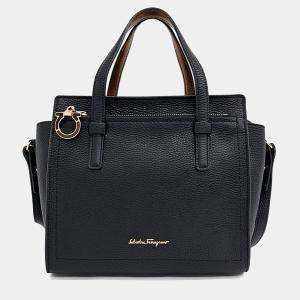 Pre Owned Salvatore Ferragamo Black Leather Amy Small