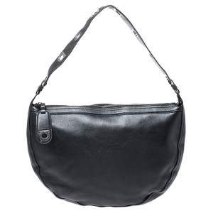 مملوكة مسبقًا Salvatore Ferragamo Black Leather Gancini Hobo