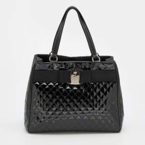 Pre Owned Salvatore Ferragamo Black Quilted Leather Tote