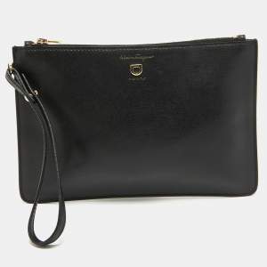 مملوكة مسبقًا Salvatore Ferragamo Black  Leather Zip Wristlet Pouch