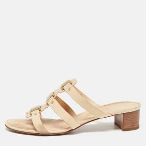 Salvatore Ferragamo Cream Leather Buckle Detail Strappy Sandals Size 41