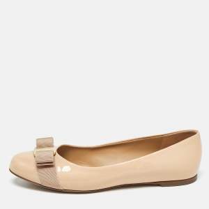 Pre Owned Salvatore Ferragamo Beige Patent Leather Varina  Ballet Flats Size 37.5