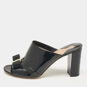 Salvatore Ferragamo Black Patent Leather Vara Bow Slide Sandals Size 40
