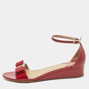 Salvatore Ferragamo Red Patent Leather Vara Bow Ankle Strap Sandals Size 36