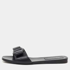 Pre Owned Salvatore Ferragamo Black Leather Vicky Flat Slide Sandals Size 39