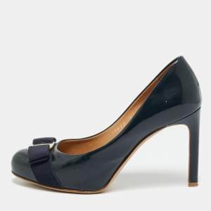 Pre Owned Salvatore Ferragamo Navy Blue Patent Leather Vara Bow Pumps Size 35.5 