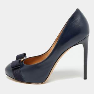 Pre Owned Salvatore Ferragamo Rilly Size 39.5 Navy Blue Leather Platform Pumps