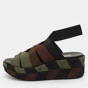 مملوكة مسبقًا Salvatore Ferragamo Elettra Size 37 Tricolor Canvas Slingback Sandals