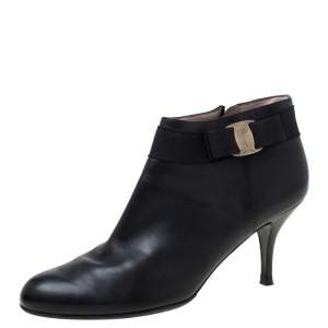 Pre Owned Salvatore Ferragamo Black Leather Booties Size 41