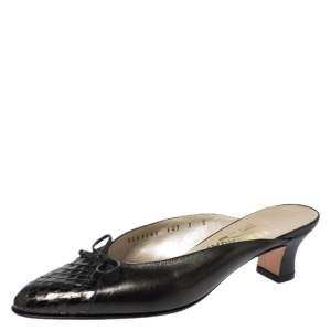 Salvatore Ferragamo Black Leather and Snakeskin Bow Mules Sandals Size 37.5