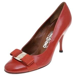 Pre Owned Salvatore Ferragamo Rust Orange Leather Vara Bow Pumps Size 37